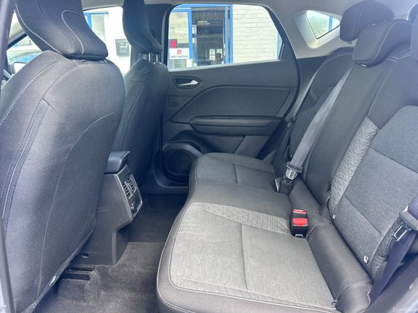 2023 RENAULT CAPTUR 1.3 PETROL AUTO EVOLUTION 390538043