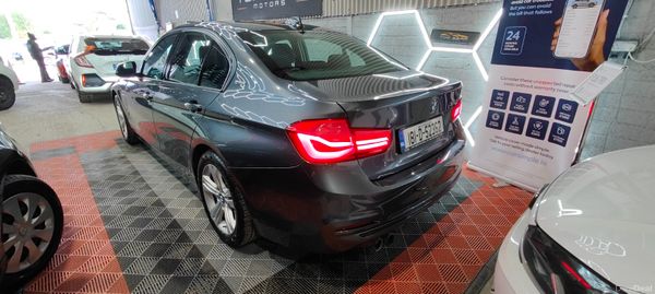 BMW 3-Series 2018 - 330e Sport 390539107