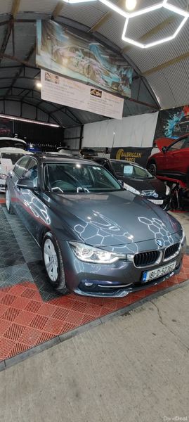 BMW 3-Series 2018 - 330e Sport 390539113