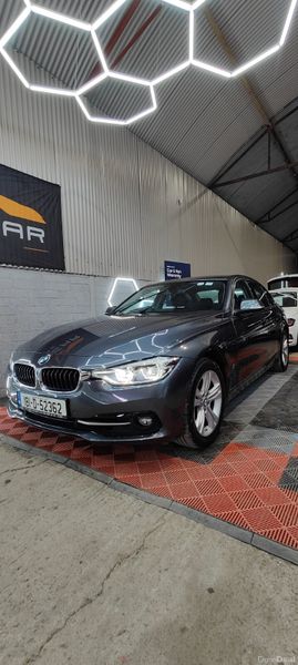 BMW 3-Series 2018 - 330e Sport 390539115