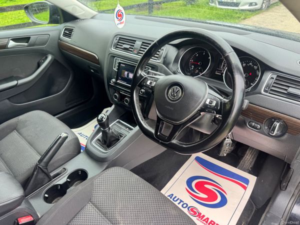 162 Volkswagen Jetta 1.6tdi BMT**BARGAIN 390539579