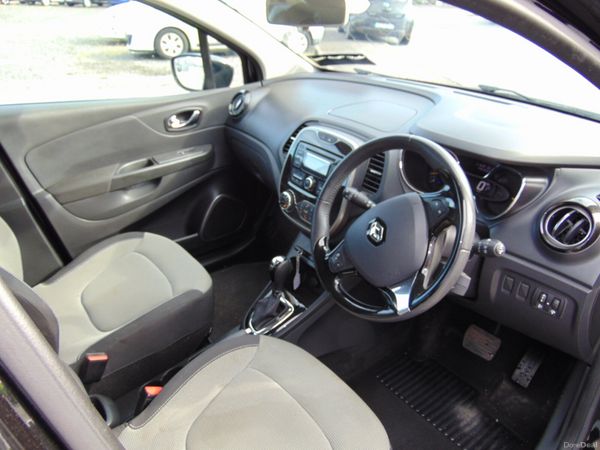 Renault Captur 2015 ,  LIFE 1.5 DCI 90 4DR AUTO 390644515