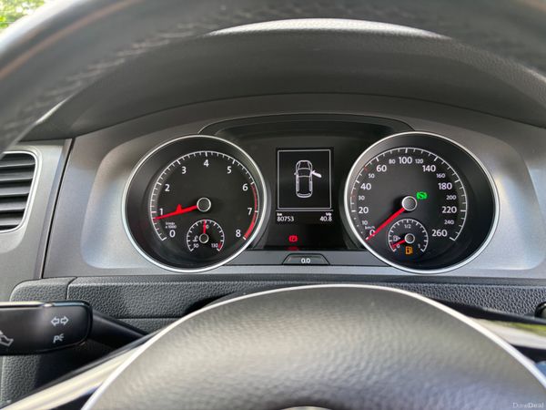 Volkswagen Golf 2015 390645731