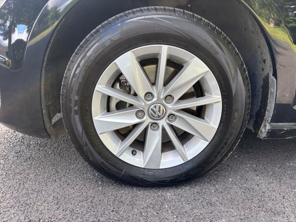 Volkswagen Golf 2015 390645737