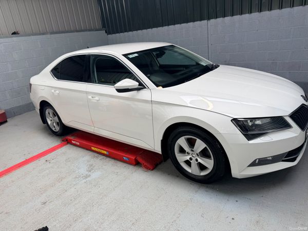 SKODA SUPERB. 1.4 TSI      AUTOMATIC! 390646435