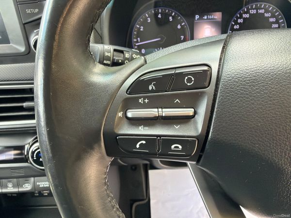 Hyundai KONA 2018 premium  Auto 4WD 390656539