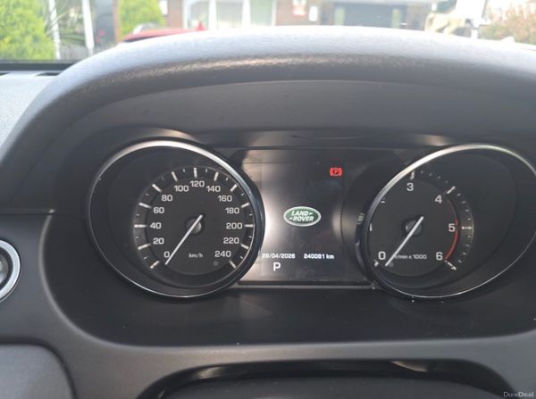 152  Land Rover Discovery Sport 2.0 TD4 Auto 390664187