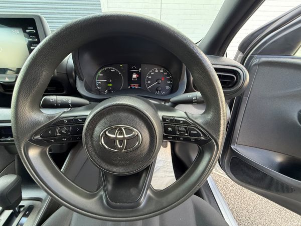 2020 Toyota Yaris 1.5 Hybrid Automatic,CarPlay 390694907