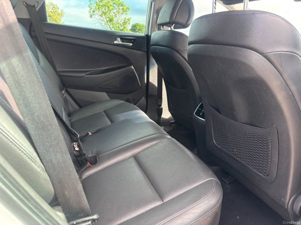 2017 Hyundai Tucson 1.7L Diesel EXECUTIVE 390618721