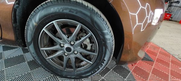 142 Toyota Yaris/ Vitz 1.3 Petrol Automatic 390633493