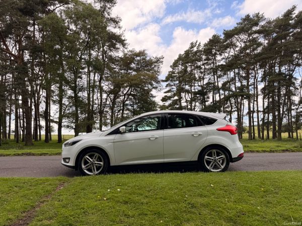 Ford Focus 2016 Diesel Hatchback 390633527
