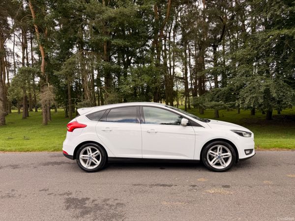 Ford Focus 2016 Diesel Hatchback 390633533