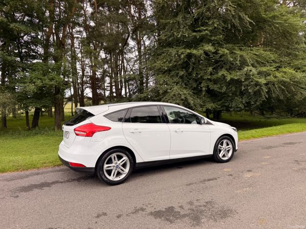 Ford Focus 2016 Diesel Hatchback 390633535