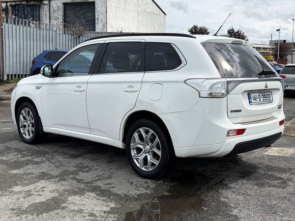 2014 Mitsubishi Outlander 4x4  2.0 PHEV Hybrid Nct 390633805