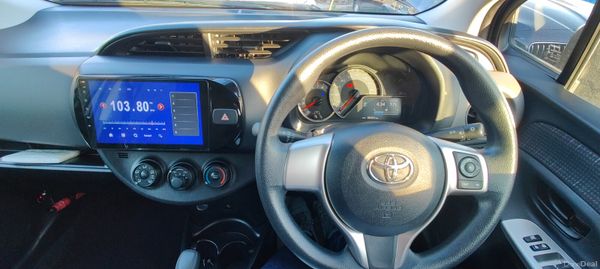 152 Toyota Yaris/ Vitz 1.3 Petrol Automatic 390749743