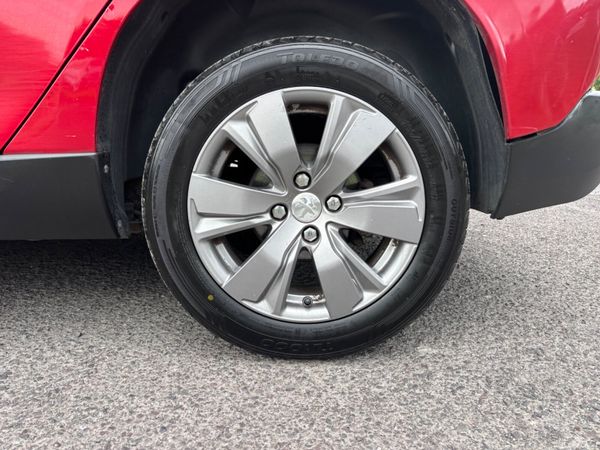 Peugeot 2008 2017 390784051