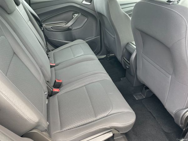 171 Ford Kuga.. New TB+WP.. Low KMs.. NCT 01/27 390784301