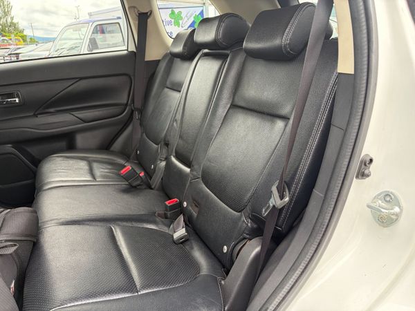 2014 Mitsubishi Outlander 4x4 2.0 PHEV Hybrid Nct 390789831
