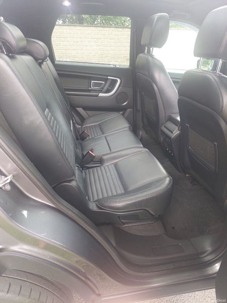 Land Rover Discovery Sport 2017 390713807