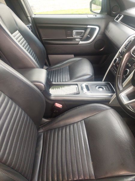 Land Rover Discovery Sport 2017 390713835
