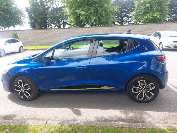Renault Clio 2017 (Other Clio's in stock ) 390739729