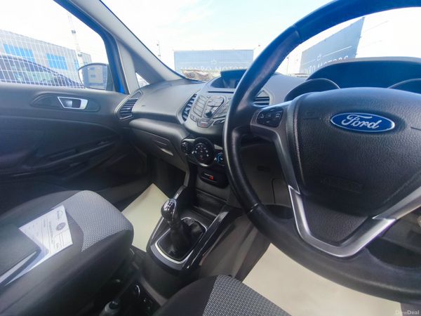 Ford EcoSport 2016  1.5 TDCi Zetec Titanium 390854551