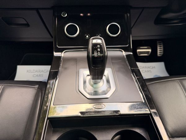 Land Rover Range Rover Evoque 2021 390861417