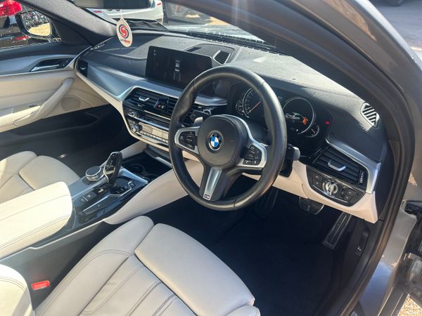 BMW 520D MSPORT 390865881