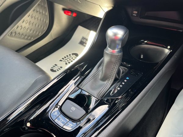 Toyota C-HR 2021,1.8 HYBRID AUTO LOW KMS HIGH SPEC 390889905