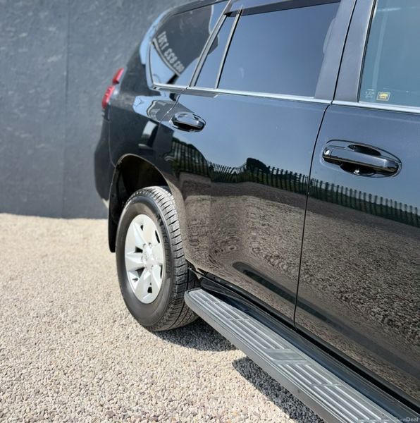 Toyota Landcruiser Prado 2.8 Automatic Passenger 390800869