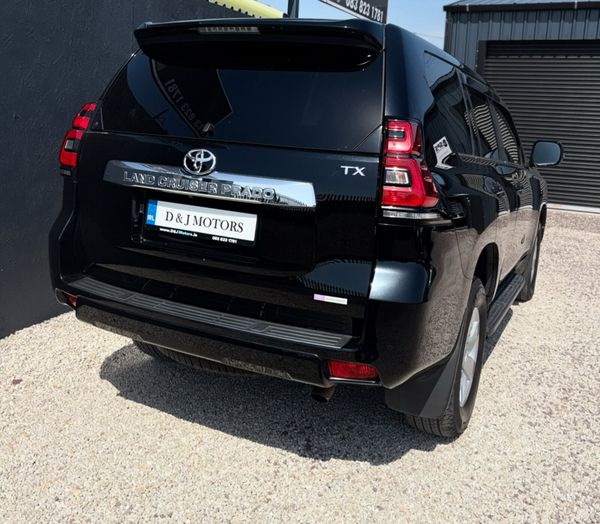 Toyota Landcruiser Prado 2.8 Automatic Passenger 390800889