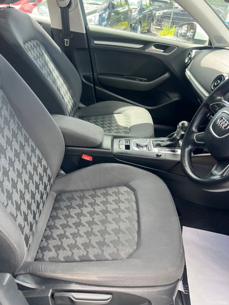 Audi A3 2015 1.4 Auto 390802139