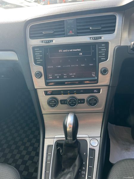 Volkswagen Golf 2015 1.2 Auto 390811137