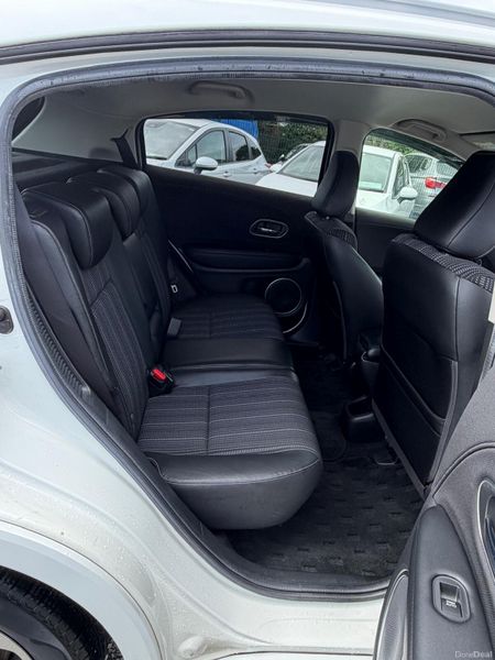 Honda Vezel 2017 – 1.5 Petrol Hybrid Automatic 390819989