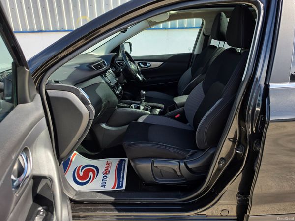 Nissan Qashqai 2018 390824311