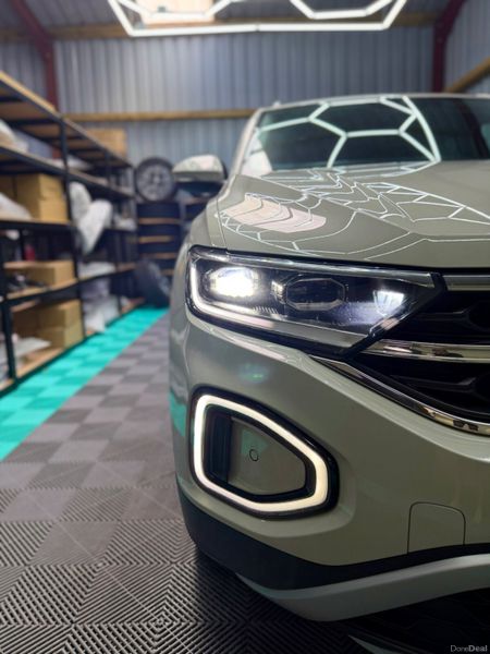 2023(232) Volkswagen T-Roc 1.5 Petrol - Automatic 390824697