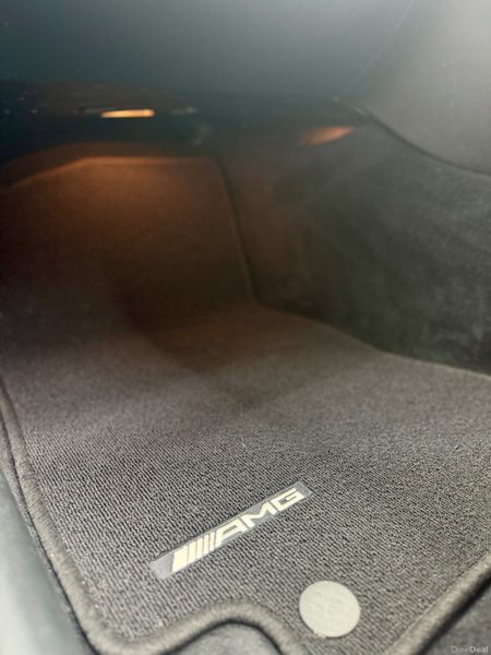 2018 Mercedes-Benz C-Class AMG sport - 52,000km! 390825229