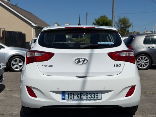 Hyundai i30 SE BLUE DRIVE 390839453