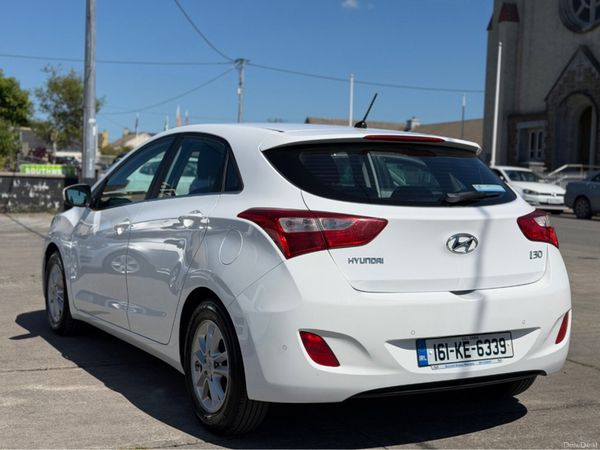 Hyundai i30 SE BLUE DRIVE 390839455