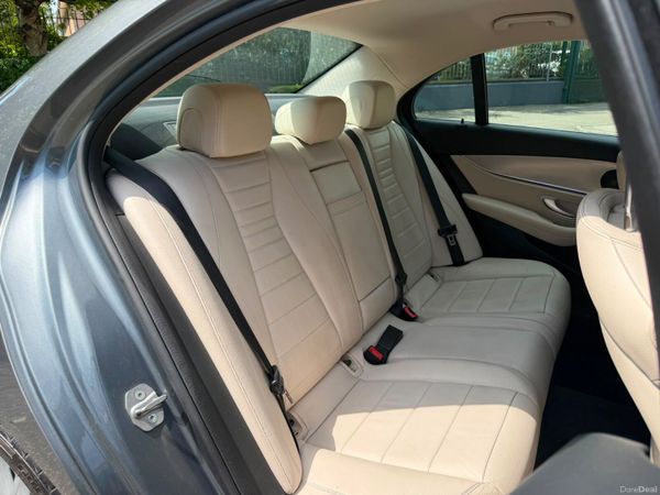 Mercedes-Benz E220D Avantgarde Sport Low Kms 390982787