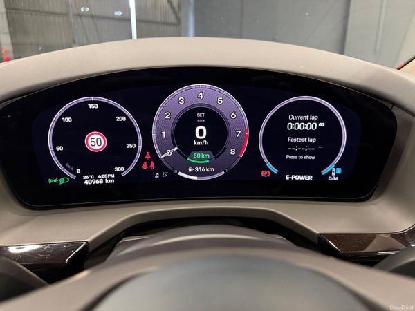 242 Porsche Panamera 4 E-Hybrid 390910919