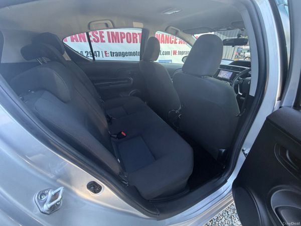 Toyota aqua 2017 390919027
