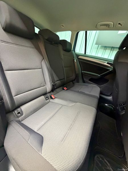 2016 VW Golf Estate 1.2 Petrol - Only 73,000KM! 390927565