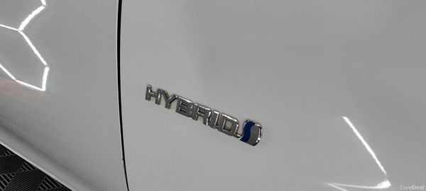 152 Toyota Aqua- 1.5 Petrol Hybrid Self Charging 391068565