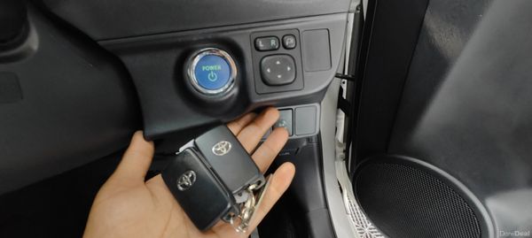 152 Toyota Aqua- 1.5 Petrol Hybrid Self Charging 391068585