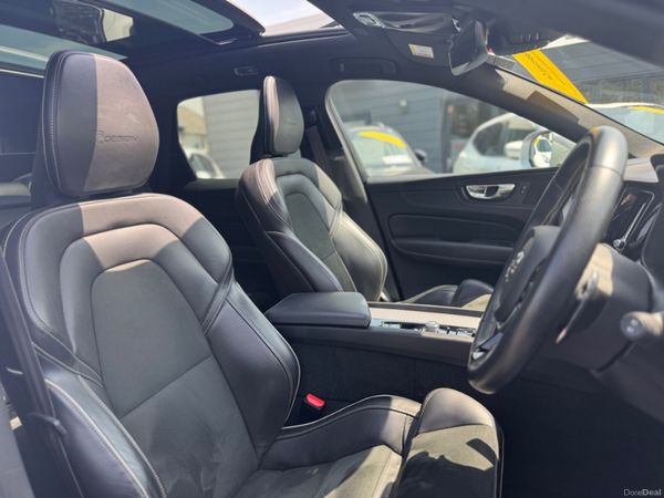 Volvo XC60 2.0 T8 R-DESIGN PRO AWD 303PS AUTO 5DR 391084169
