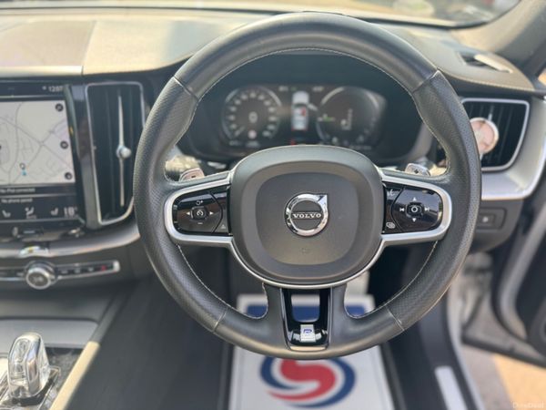 Volvo XC60 2.0 T8 R-DESIGN PRO AWD 303PS AUTO 5DR 391084171