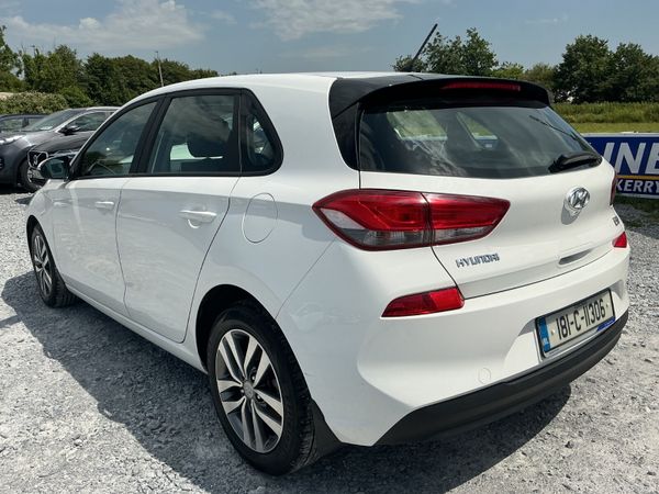 2018 HYUNDAI i30 1.4 PETROL LOW KMS SPOTLESS 391089603