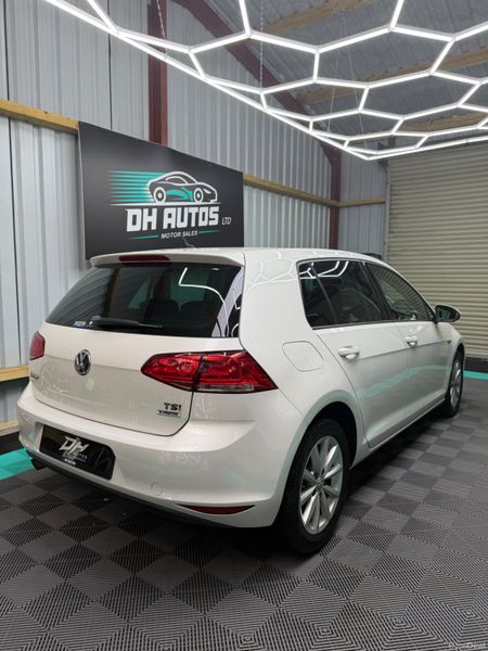 2015(152) VW Golf 1.2 Petrol  - Lounge spec! 391006365