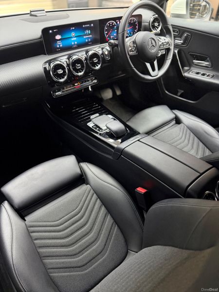 2018(182)Mercedes Benz A180 - Only 42,000km! 391007199